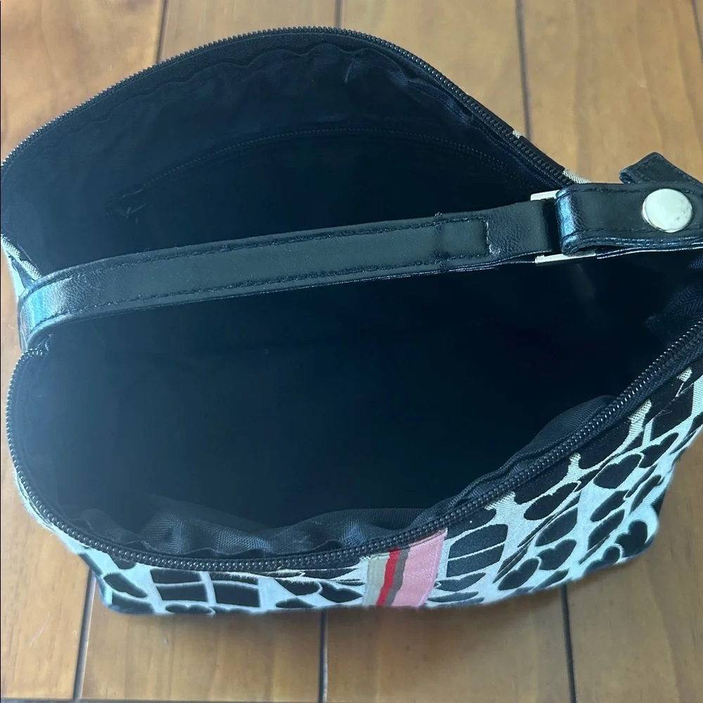 Stylish Black and Pink Heart Patterned Women's Bag